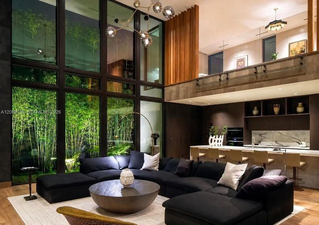 4 of 41 - 3910 Battersea Road, Miami, FL