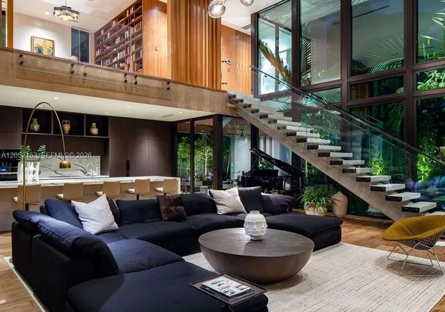 5 of 41 - 3910 Battersea Road, Miami, FL