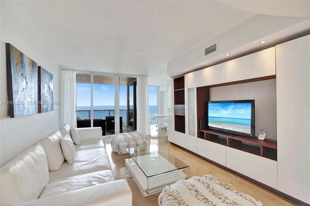 19111 Collins Avenue #607, Sunny Isles Beach