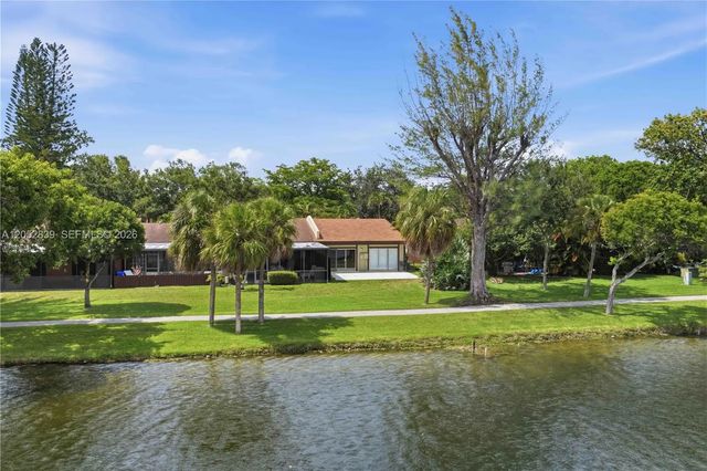 2 of 39 - 10680 Cherry Avenue, Pembroke Pines, FL