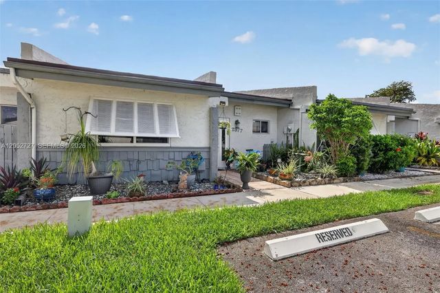 3 of 47 - 2377 N 37th Avenue, Hollywood, FL