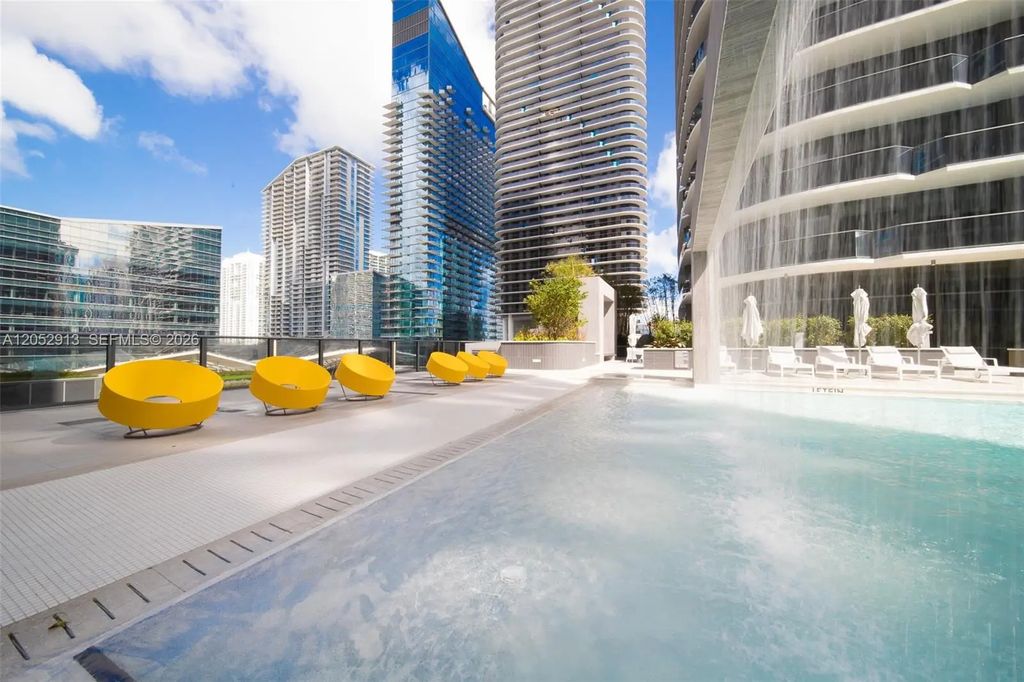 55 Sw 9th Street #3207, Miami