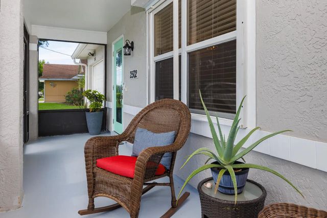 5 of 46 - 2502 Se University Terrace, Port St. Lucie, FL