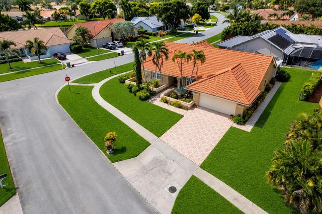 6083 Sunberry Circle, Boynton Beach