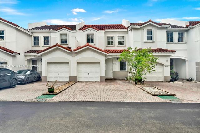 11416 Nw 43rd Terrace, Doral