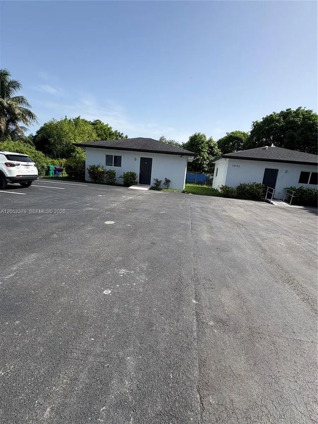 10120 W Fern Street, Miami