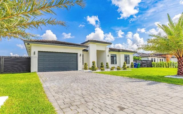 13218 Sw 230th Street, Miami