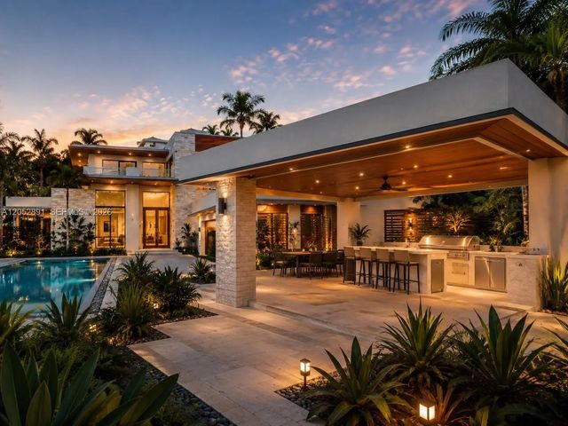 4 of 13 - 5961 Sw 37th Avenue, Dania Beach, FL