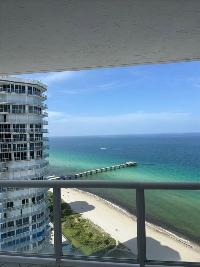 16425 Collins Avenue #2415, Sunny Isles Beach