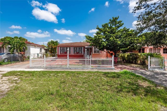 225 E 43rd Street, Hialeah