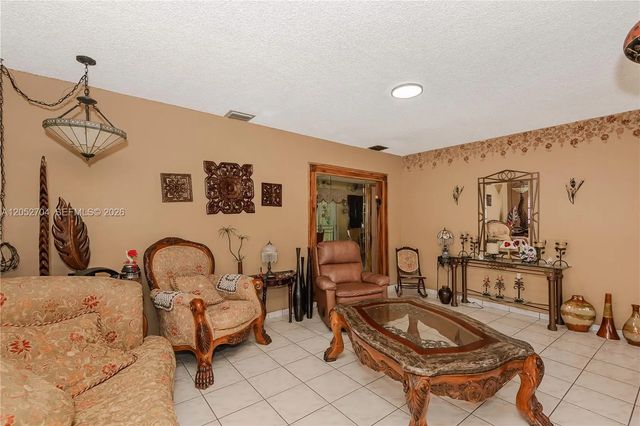 5 of 39 - 225 E 43rd Street, Hialeah, FL