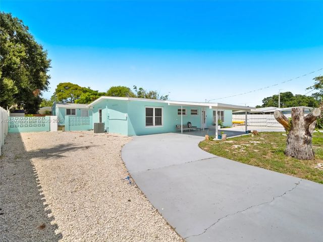 2 of 39 - 3730 Maple Street, , FL