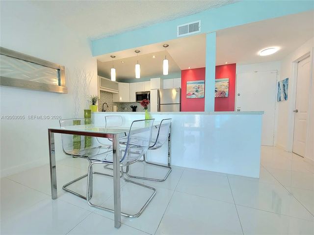 5 of 32 - 3505 S Ocean Drive #1011, Hollywood, FL