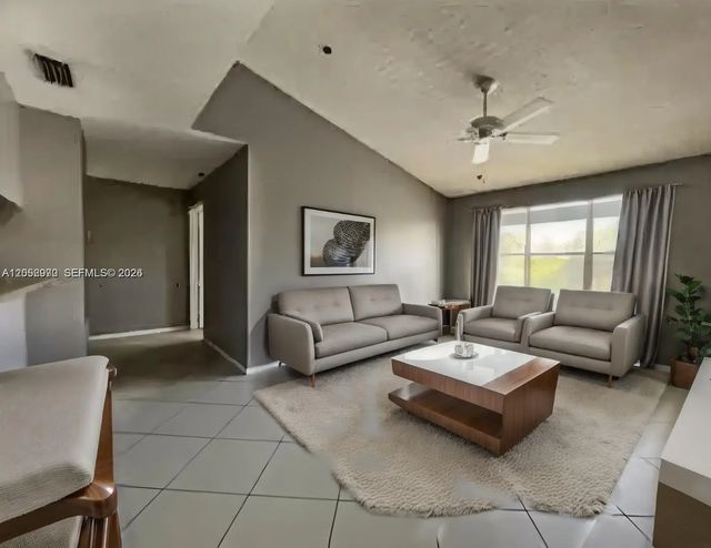 4 of 20 - 2313 N Congress Avenue #34, Boynton Beach, FL