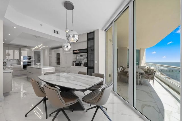 5 of 53 - 16047 Collins Avenue #1703, Sunny Isles Beach, FL