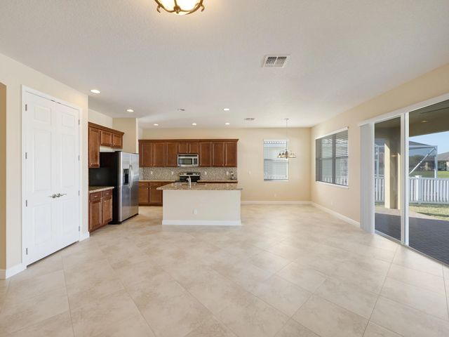 4 of 47 - 11271 Sw Barton Way, Port St. Lucie, FL