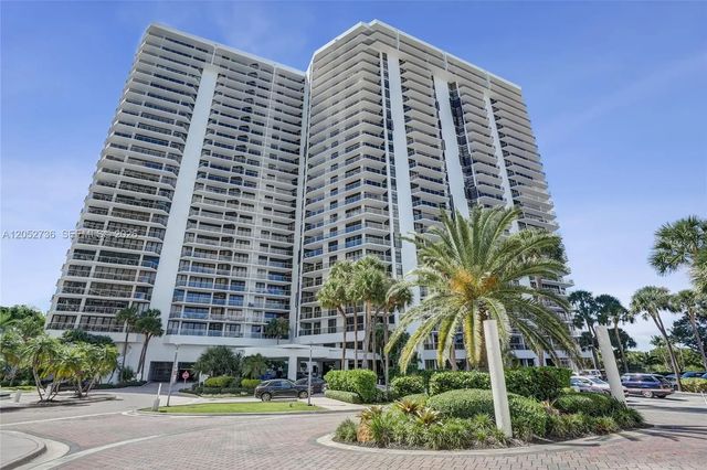 5 of 66 - 20281 E Country Club Drive #1907, Aventura, FL