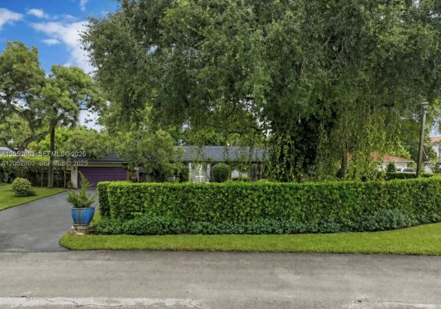 3 of 58 - 8541 N Lake Dasha Drive, Plantation, FL