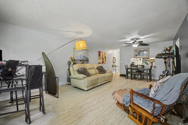 4 of 17 - 240 W Park Drive #201-4, Miami, FL