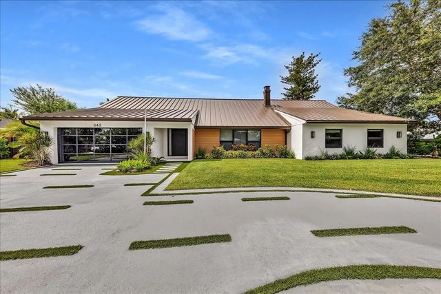 3 of 44 - 342 N Fairway N, Tequesta, FL