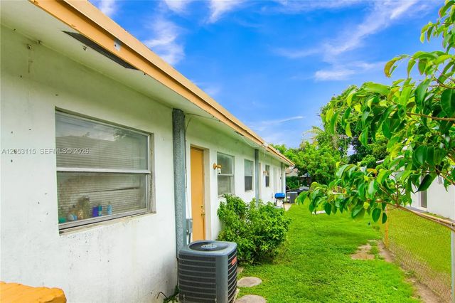 5 of 25 - 5311 Nw 16th Street, Lauderhill, FL