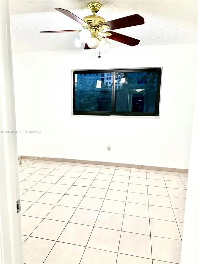 3 of 21 - 131 Sw 109th Avenue #l5, Sweetwater, FL