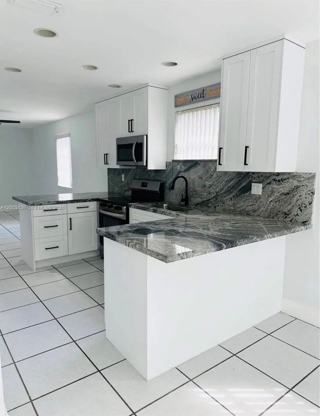 3 of 25 - N/A, Cutler Bay, FL
