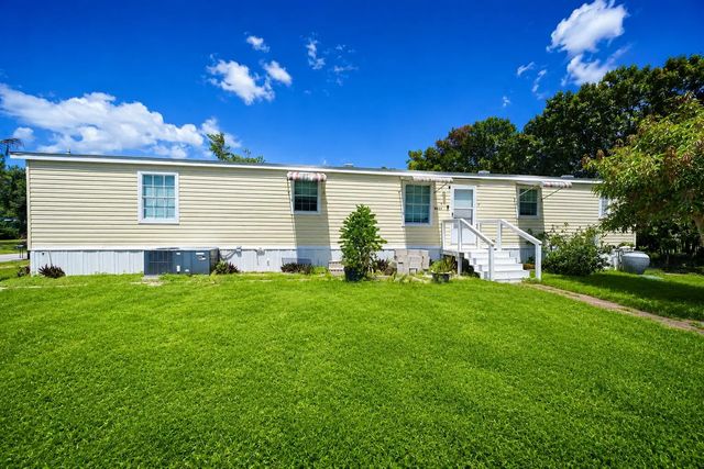 2 of 29 - 8137 Sw Wildwood Drive, Stuart, FL