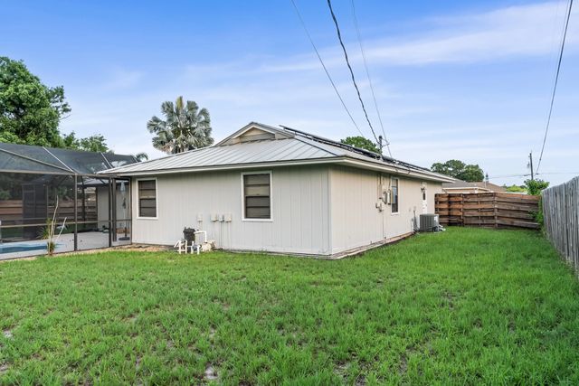 5 of 29 - 1167 Sw Gardena Avenue, Port St. Lucie, FL