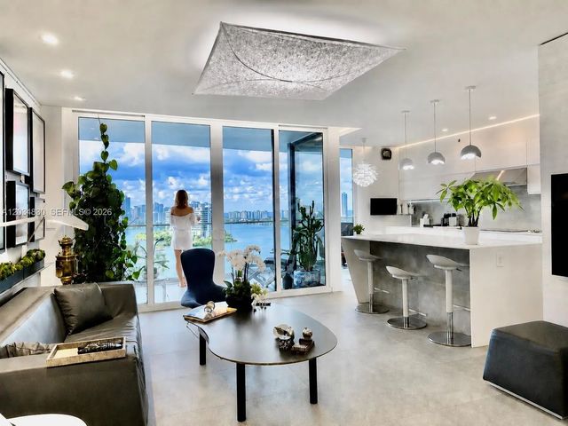 4 of 44 - 2800 Island Boulevard #1803, Aventura, FL
