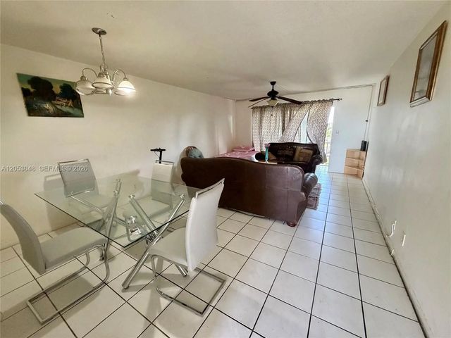 3 of 19 - 4700 Washington Street #502, Hollywood, FL