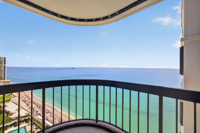 5380 N Ocean Drive #19f, Singer Island