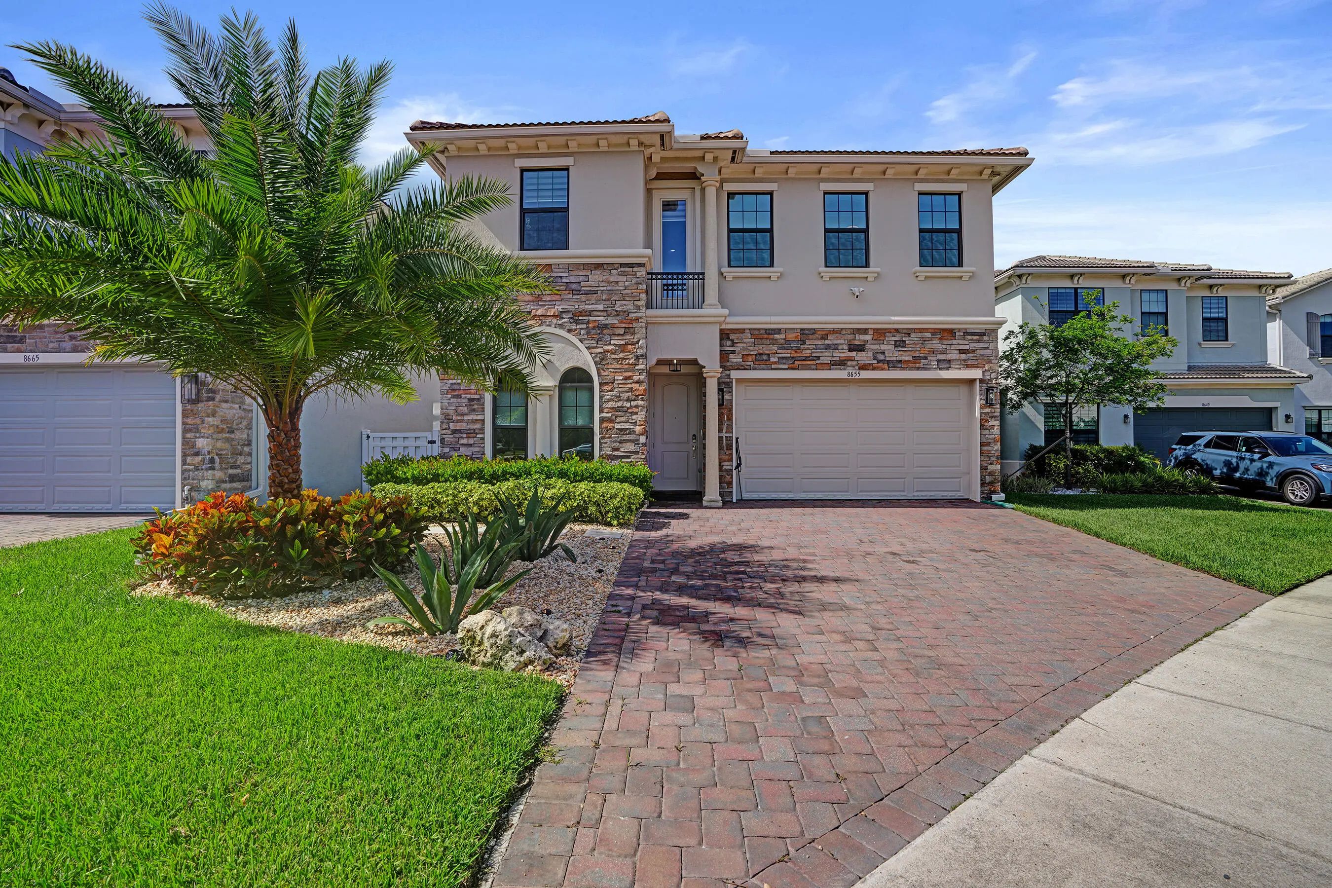 8655 Nw 39th Court, Coral Springs