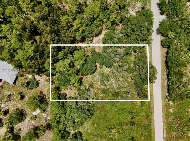 1210 Mcarthur Avenue, Lehigh Acres