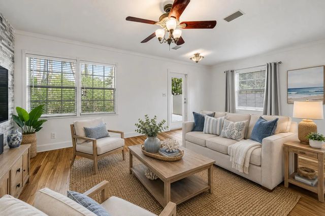4 of 42 - 1432 Ne 2nd Avenue, Fort Lauderdale, FL