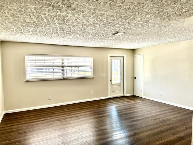 3 of 22 - 5105 Birch Drive, Fort Pierce, FL