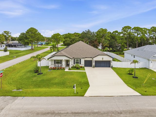 2 of 58 - 179 Sw De Gouvea Terrace, Port St. Lucie, FL