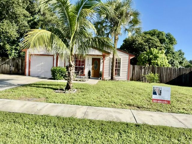 2 of 18 - 10103 Pinafore Lane, Royal Palm Beach, FL