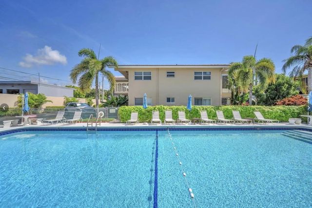 2 of 15 - 2121 Ne 42nd Court #202c, Lighthouse Point, FL
