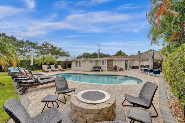 4 of 36 - 1245 Ne 17th Way, Fort Lauderdale, FL