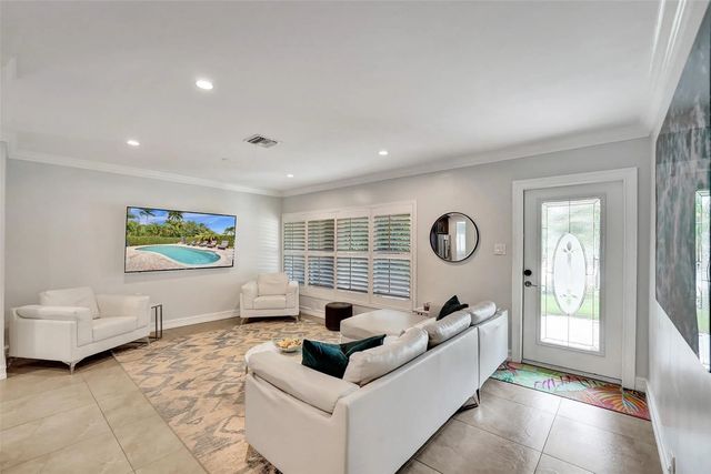 5 of 36 - 1245 Ne 17th Way, Fort Lauderdale, FL