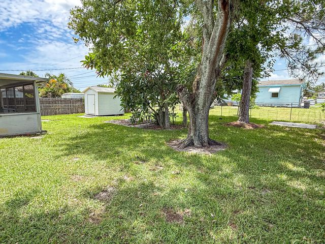 4 of 17 - 7430 Cocoanut Drive, Lake Worth, FL