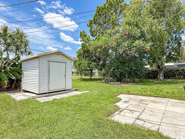 5 of 17 - 7430 Cocoanut Drive, Lake Worth, FL