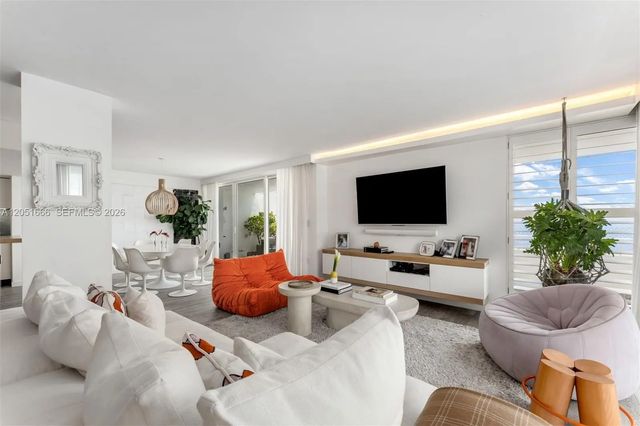 3 of 30 - 199 Ocean Lane Drive #801, Key Biscayne, FL