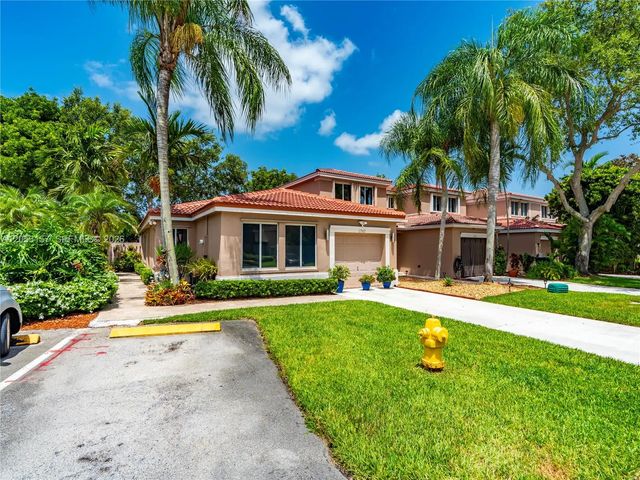 2 of 39 - 1707 Sw 109th Terrace, Davie, FL