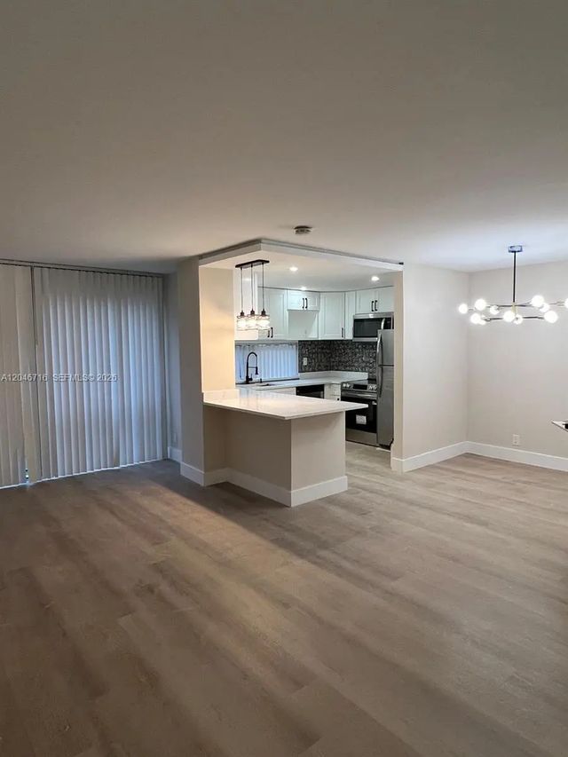 4 of 19 - 17021 N Bay Road #124, Sunny Isles Beach, FL