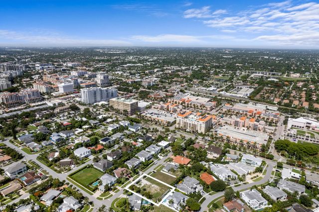 275 Ne 4th Street, Boca Raton