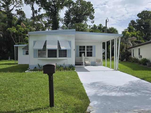 2 of 14 - 7 Quintana Roo Lane, Port St. Lucie, FL
