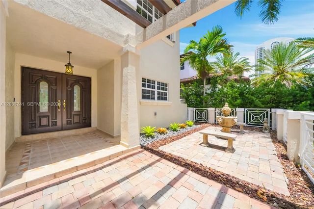 4 of 97 - 235 Atlantic Avenue, Sunny Isles Beach, FL