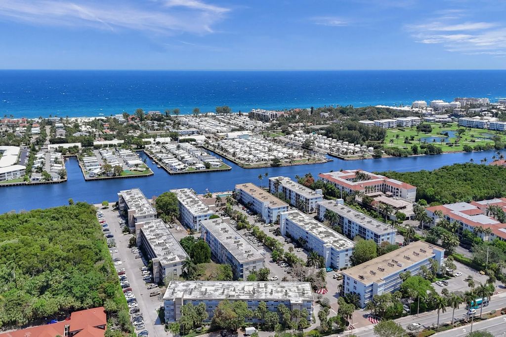 2000 S Federal Highway #307, Boynton Beach